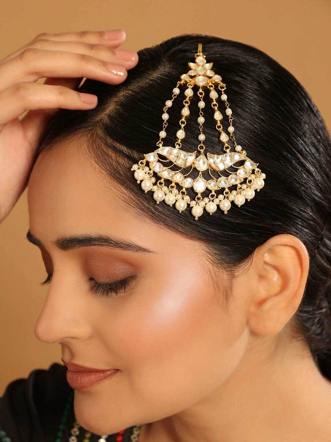 Nuyug 22K Gold-Plated Kundan & Pearl Studded Jhumar Paasa Head Jewellery | Swadesiicart