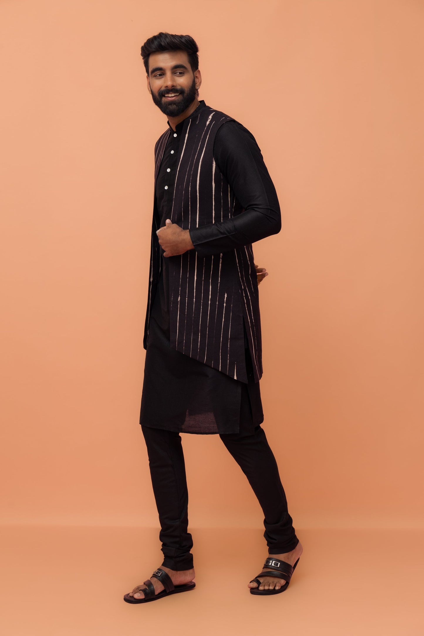 Kisah Men Black Printed Kurta Jacket Churidar Set with Tie & Dye | Swadesiicart