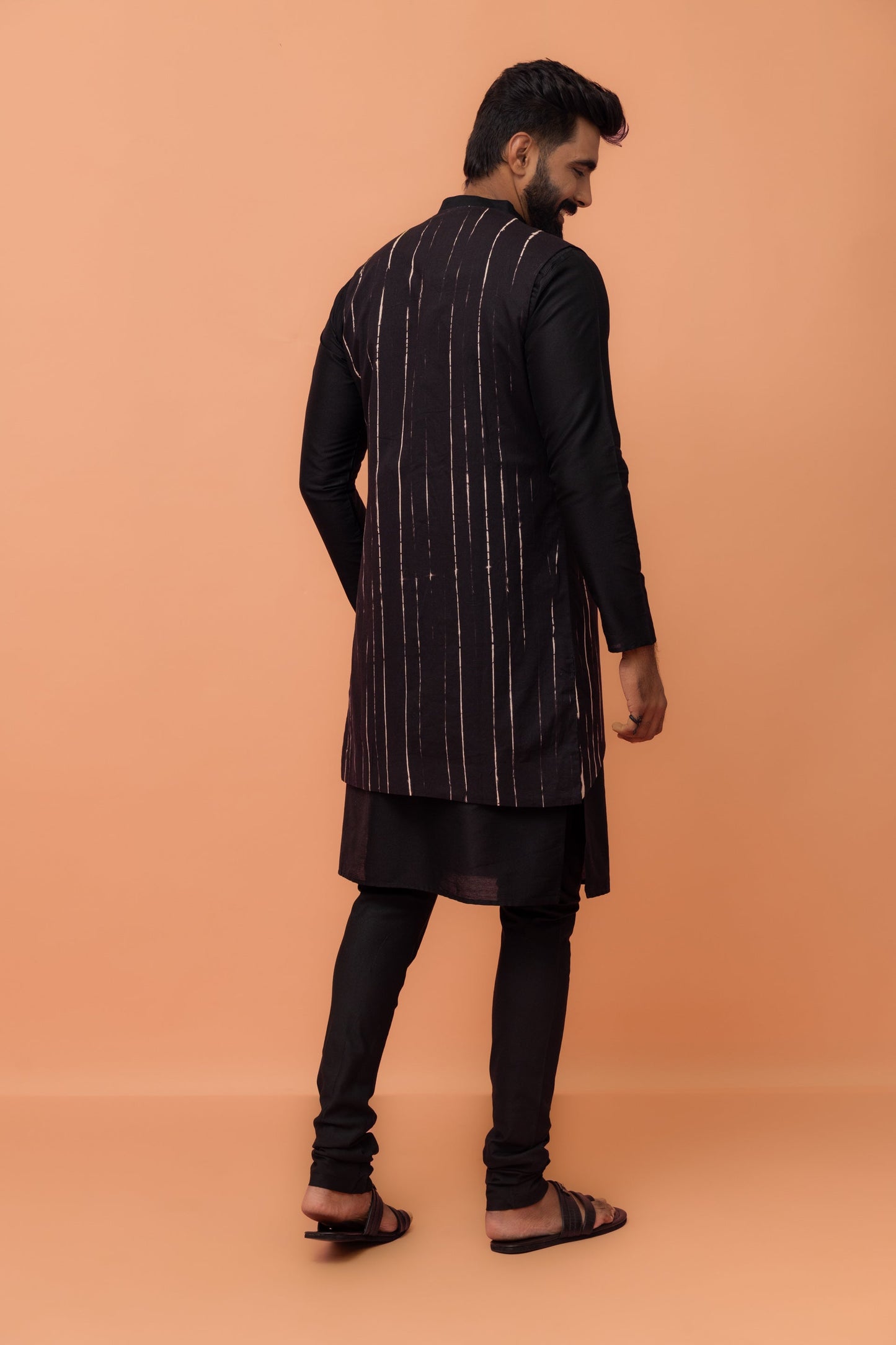 Kisah Men Black Printed Kurta Jacket Churidar Set with Tie & Dye | Swadesiicart
