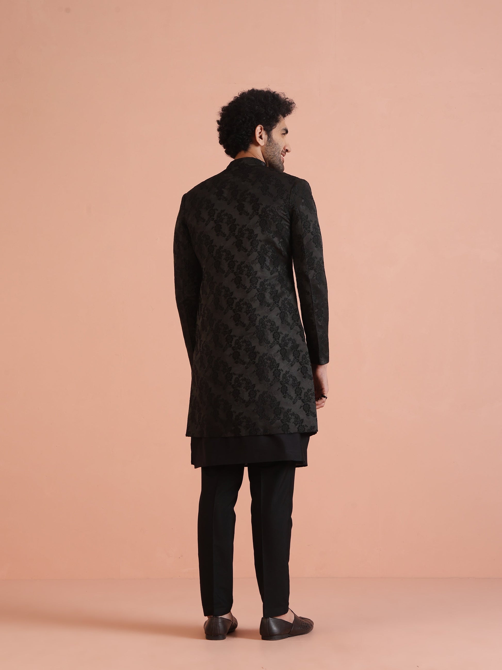 Kisah Men Black Embossed Kurta Indowestern Trouser Set | Swadesiicart