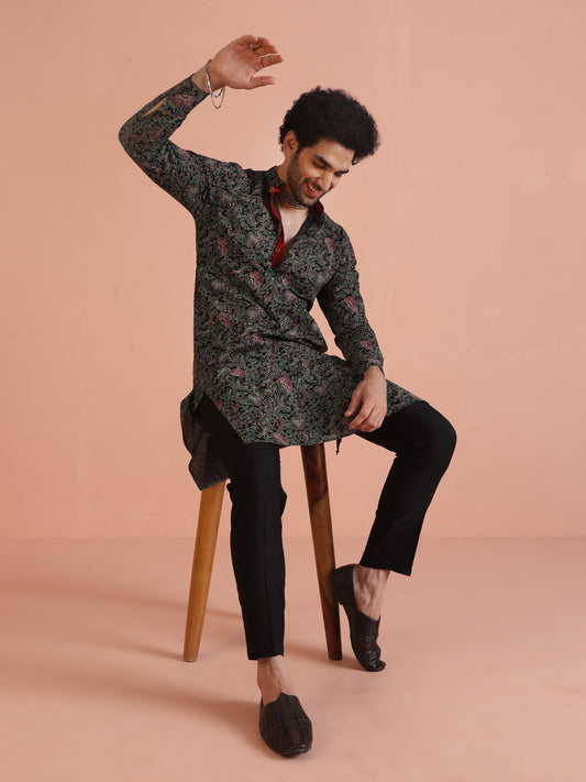 Kisah Men's Black Kurta Trousers Set | Swadesiicart