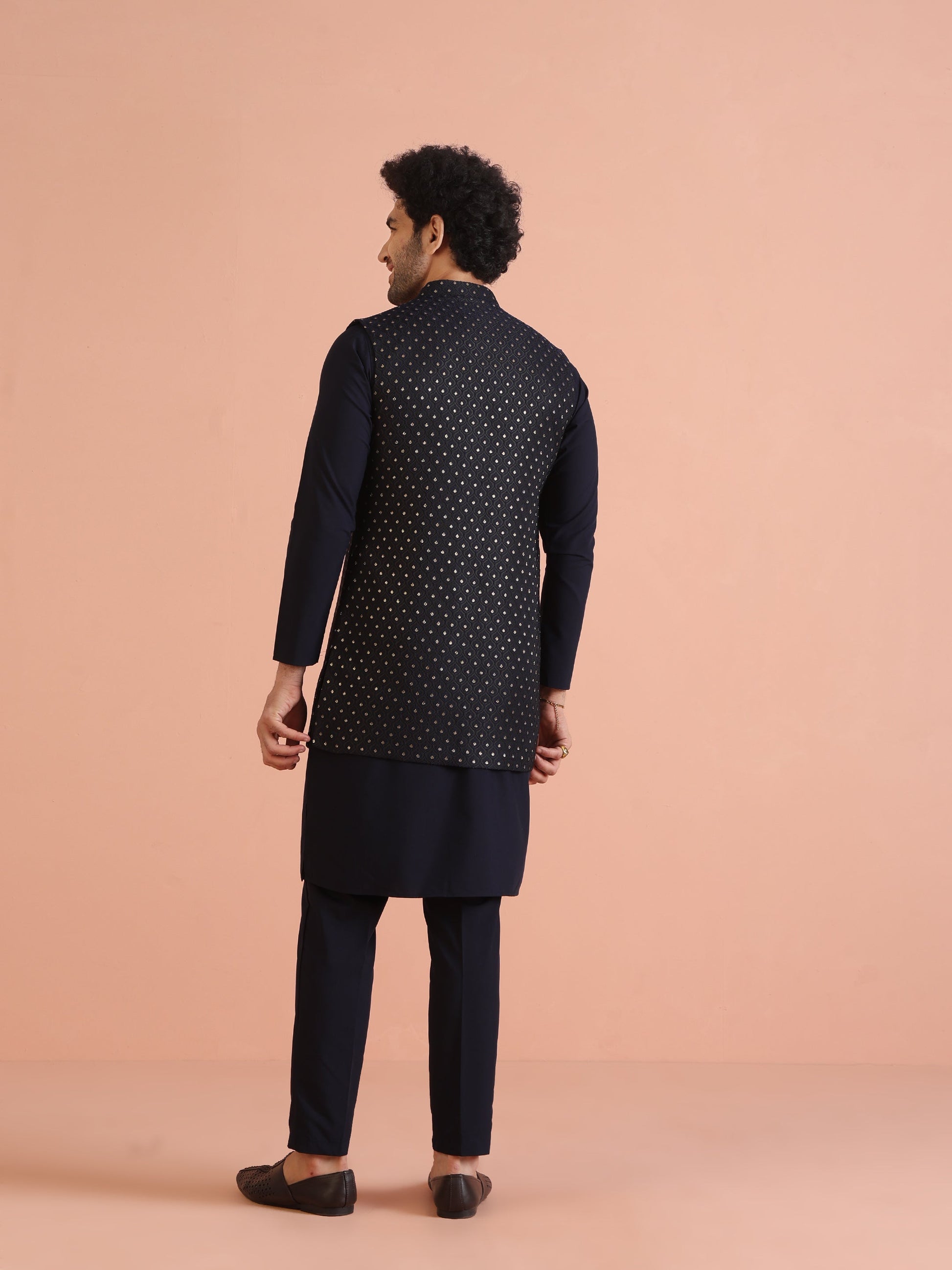 Kisah Men's Navy Blue Kurta Jacket Trouser Set | Swadesiicart