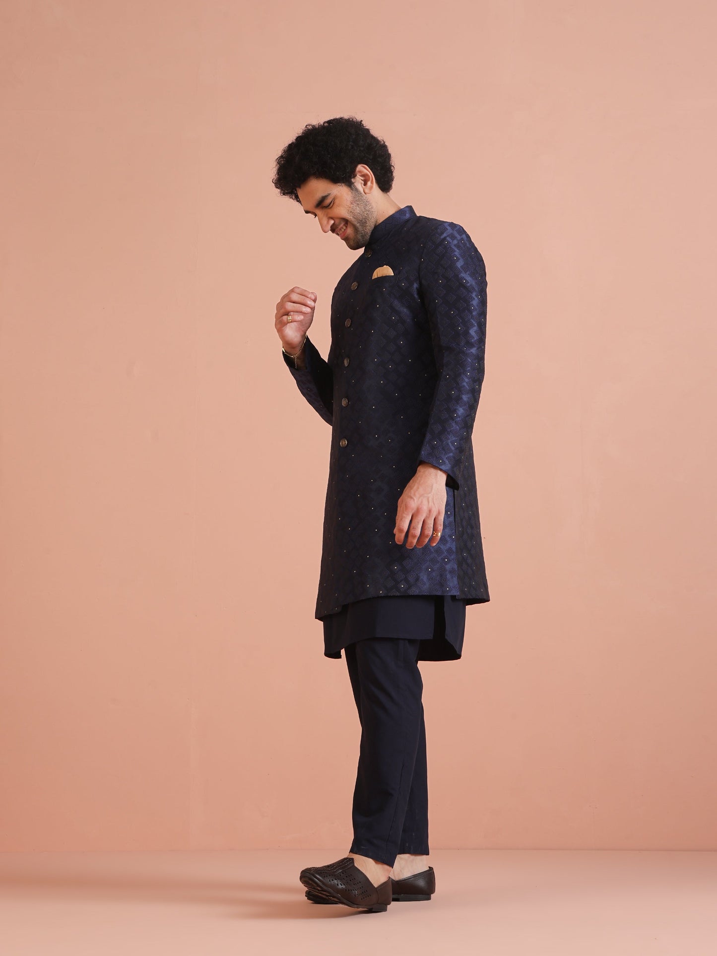 Kisah Men Navy Blue Textured Kurta Indowestern Trouser Set | Swadesiicart