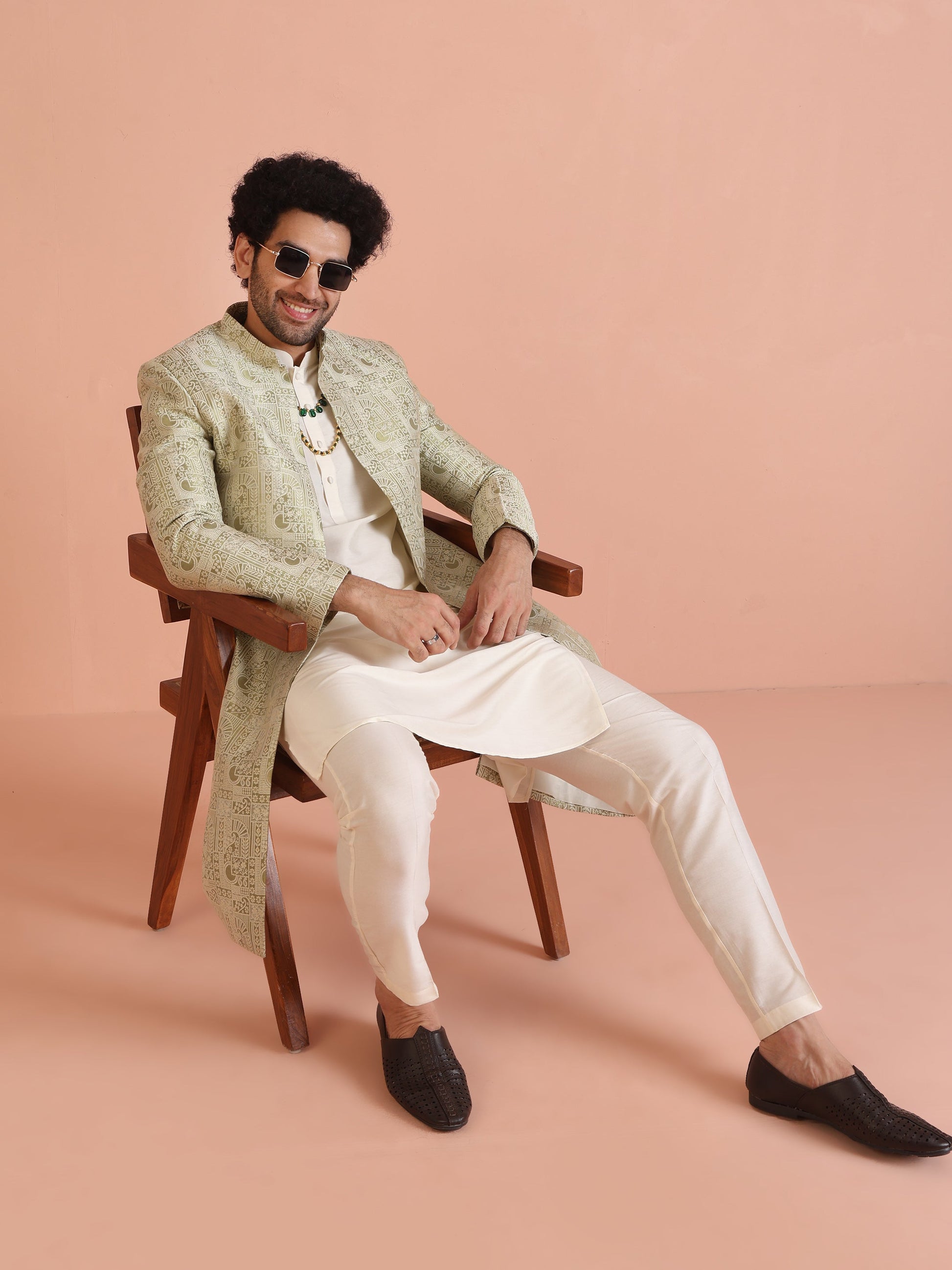 Kisah Men's Cream Indo-Western Kurta with Trouser Set | Swadesiicart