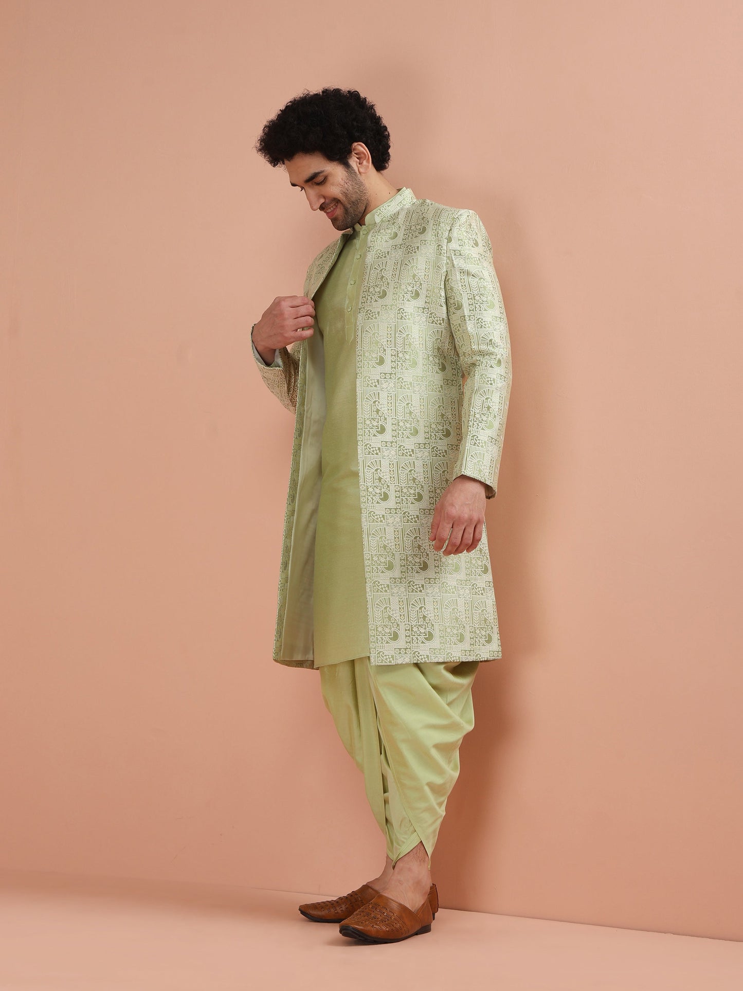 Kisah Men Green Embroidered Kurta Indowestern Dhoti Set | Swadesiicart