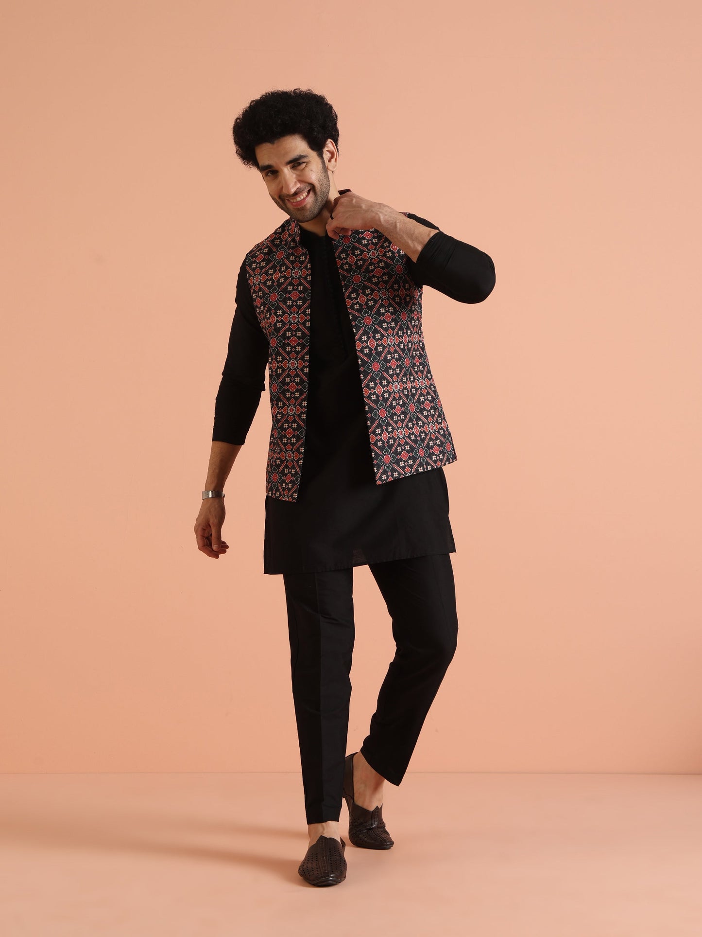 Kisah Men Multi Printed Patola Print Kurta Jacket Trouser Set | Swadesiicart