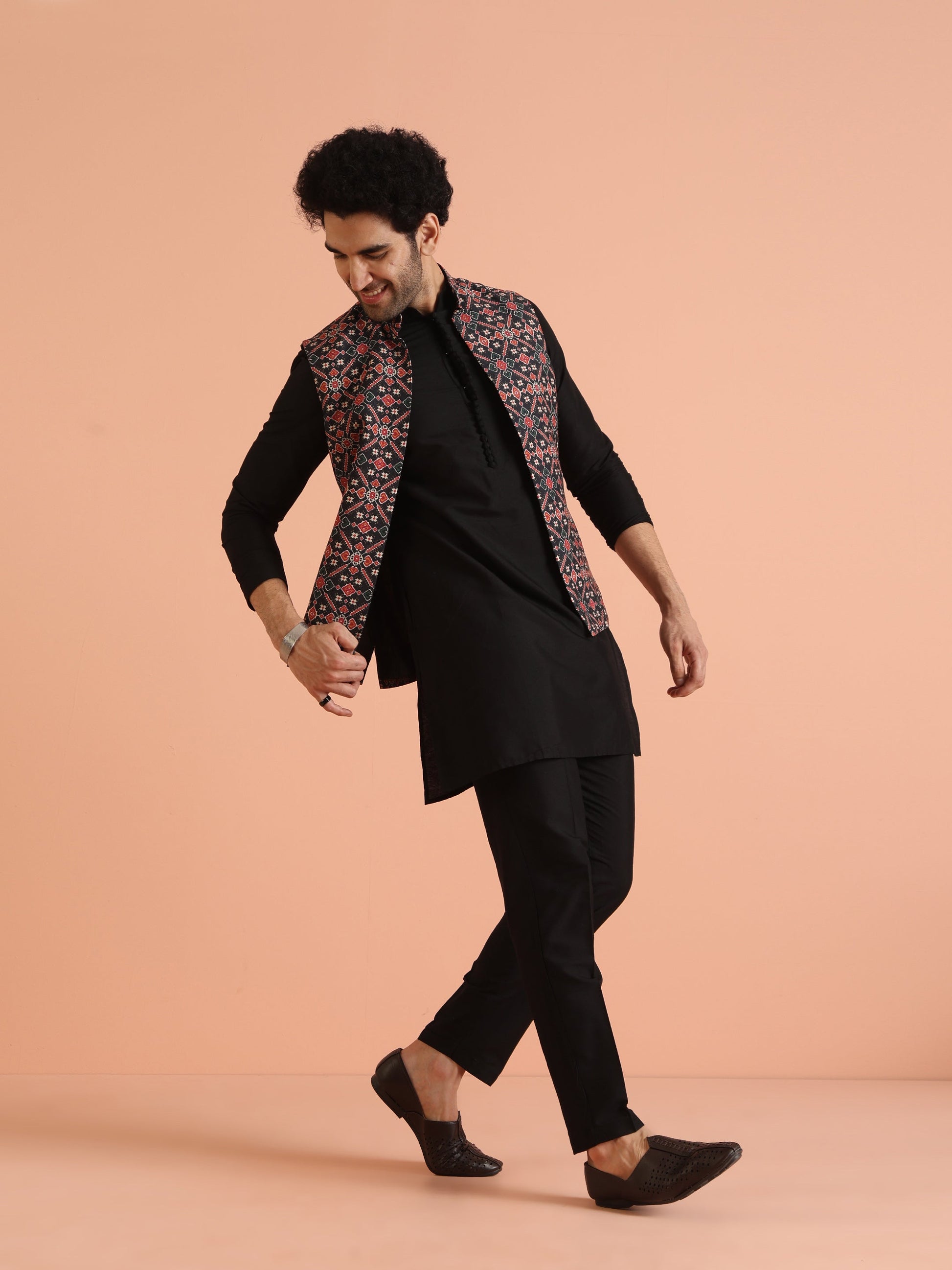 Kisah Men Multi Printed Patola Print Kurta Jacket Trouser Set | Swadesiicart