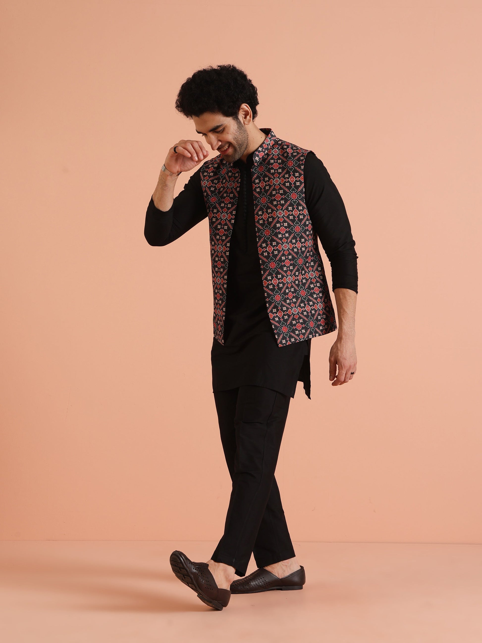 Kisah Men Multi Printed Patola Print Kurta Jacket Trouser Set | Swadesiicart