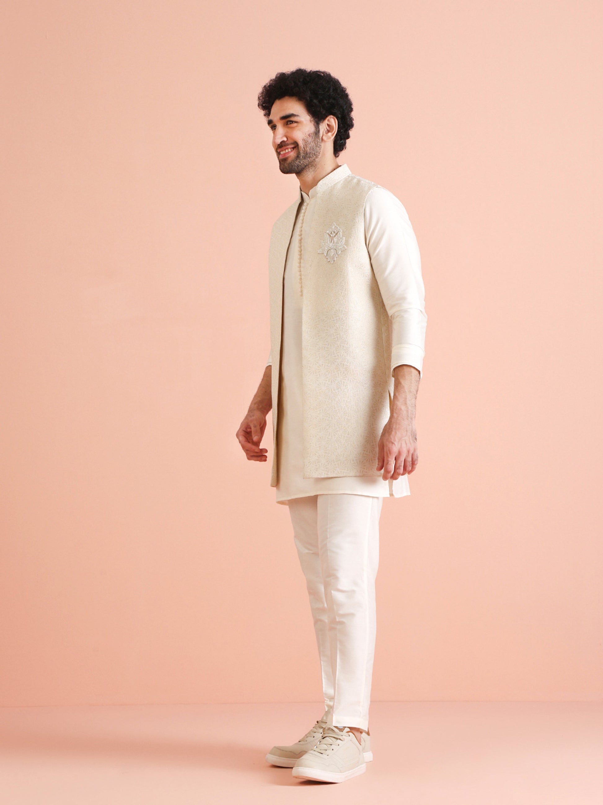 Kisah Men Off White Woven Design Kurta Jacket Trousers Set | Swadesiicart