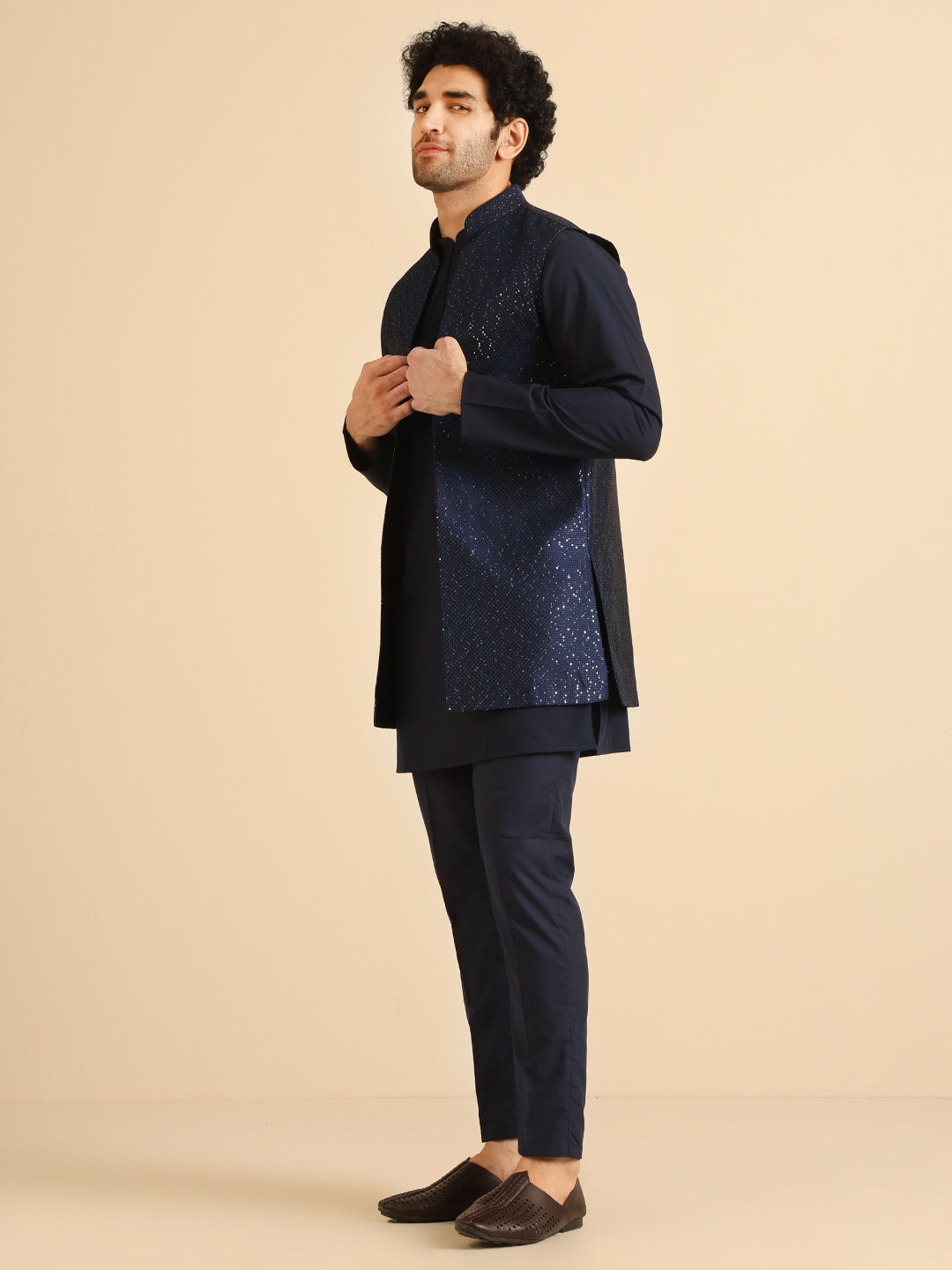 Kisah Men Navy Blue Kurta Jacket Trouser Set | Swadesiicart