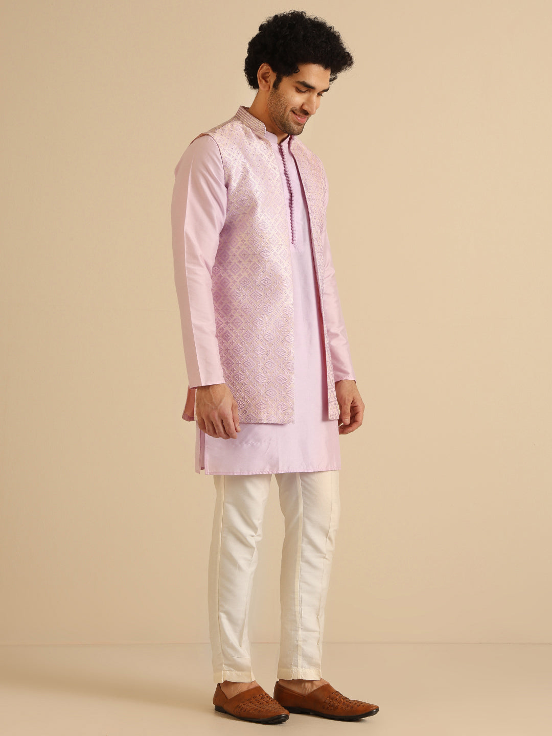 Kisah Men Lilac Textured Kurta Jacket Trouser Set | Swadesiicart