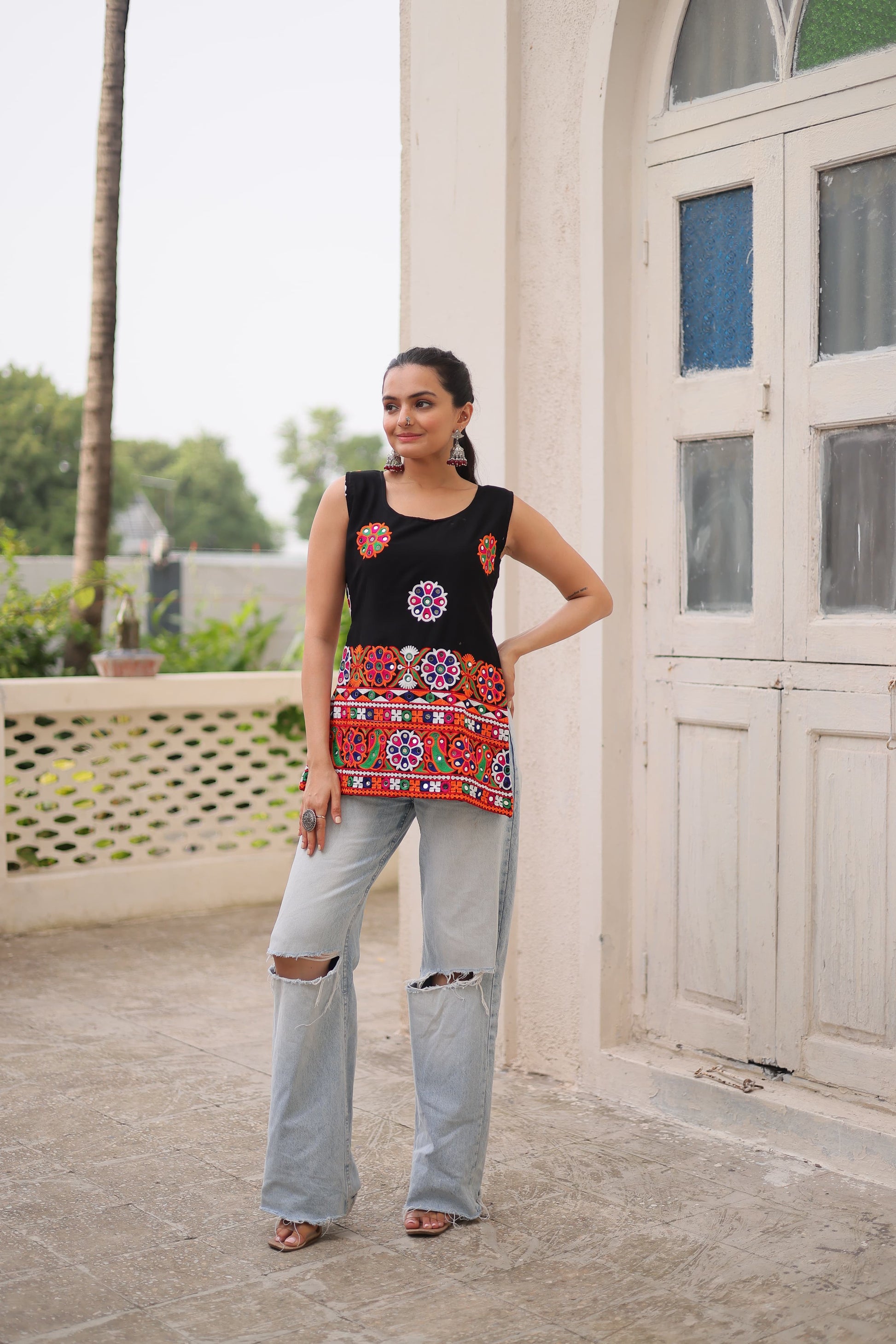 Prazu Fashion Black Georgette With Kutchi Gamthi Work Navratri Top - Swadesiicart