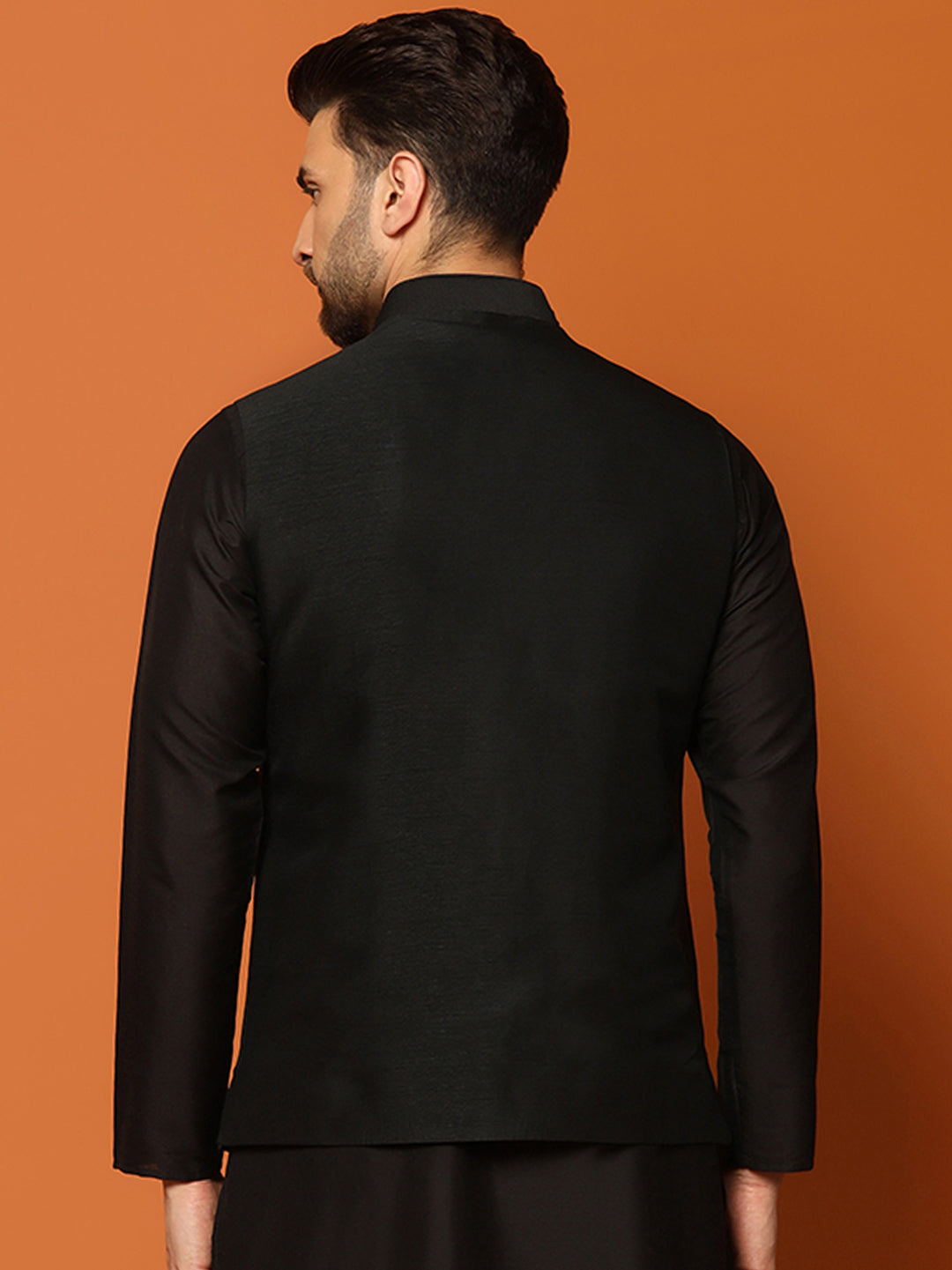 Kisah Men Black Embroidered Nehru Jacket | Swadesiicart