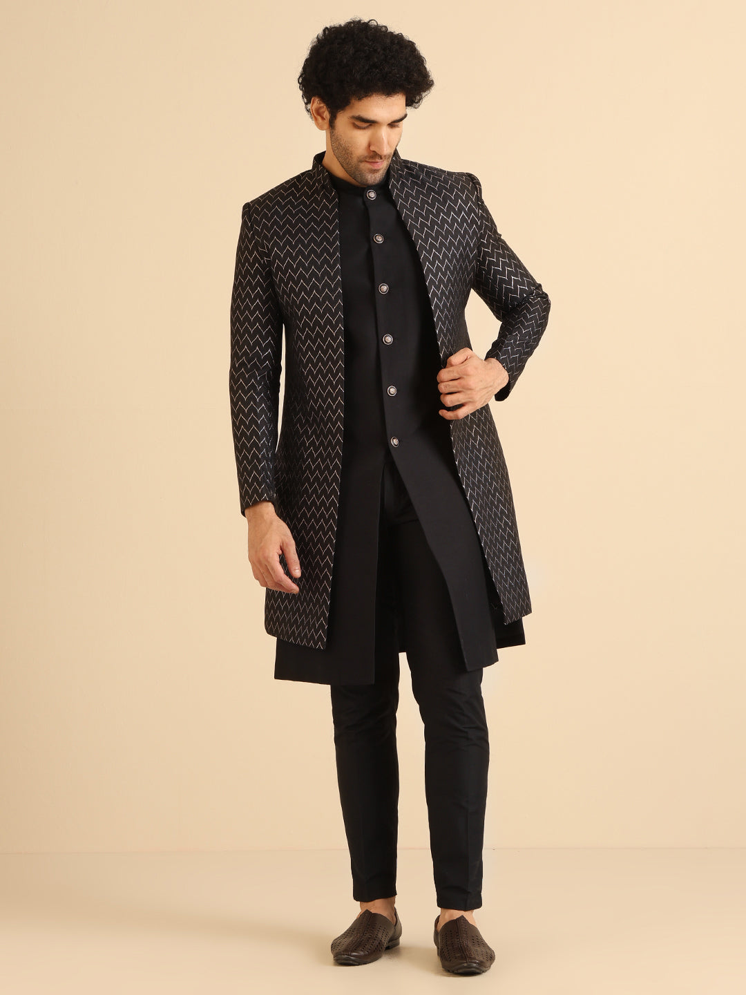 Kisah Stylish Men's Black Indo-Western Jacket with Trouser Set | Swadesiicart