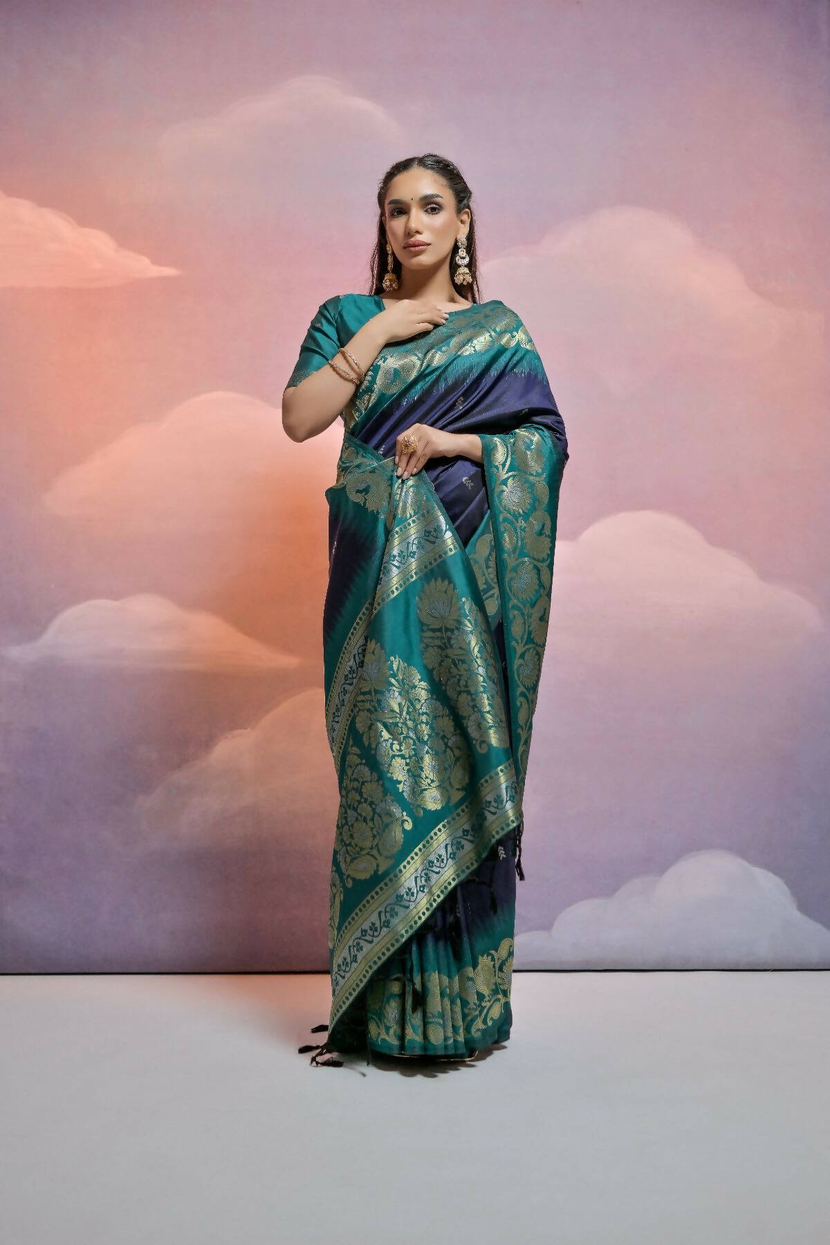 Vishnu Weaves Women's Navy-Blue Soft Silk Zari Woven Saree with Blouse - Swadesiicart
