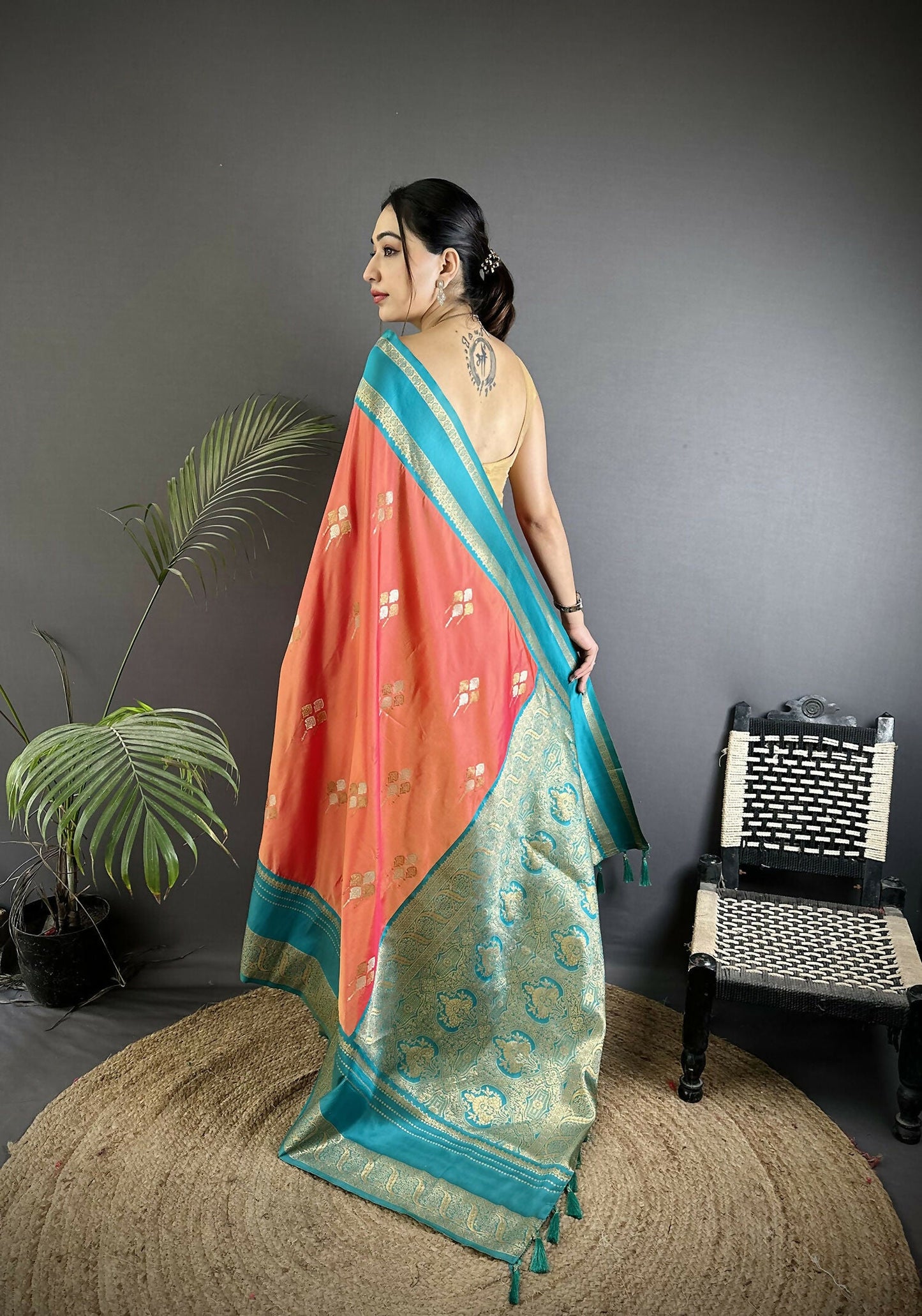 Joban Fashion Peach Banarasi Soft Silk Woven Saree | Swadesiicart