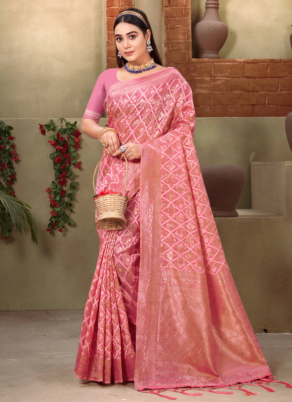 Pink Cotton Zari Woven Design Saree with Unstitched Blouse Piece - Aachal - Swadesiicart