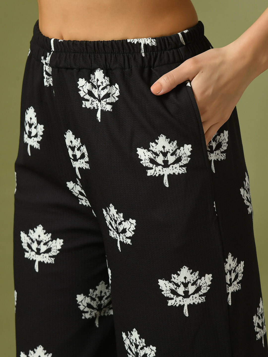 Myshka Women's Black Printed Polo Collar Party Top With Trousers Co-ord set - Swadesiicart
