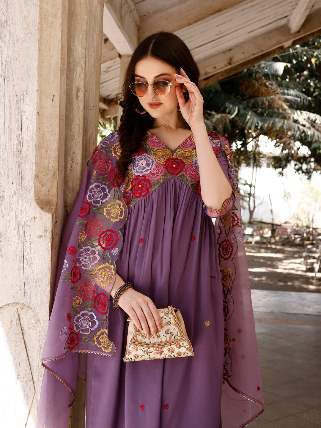 Alia Cut Hand Embroidered & Floral Embroidered Kurta With Pant & Organza Embroidered Dupatta Luxury Premium, Lavender - Hiral Fashion