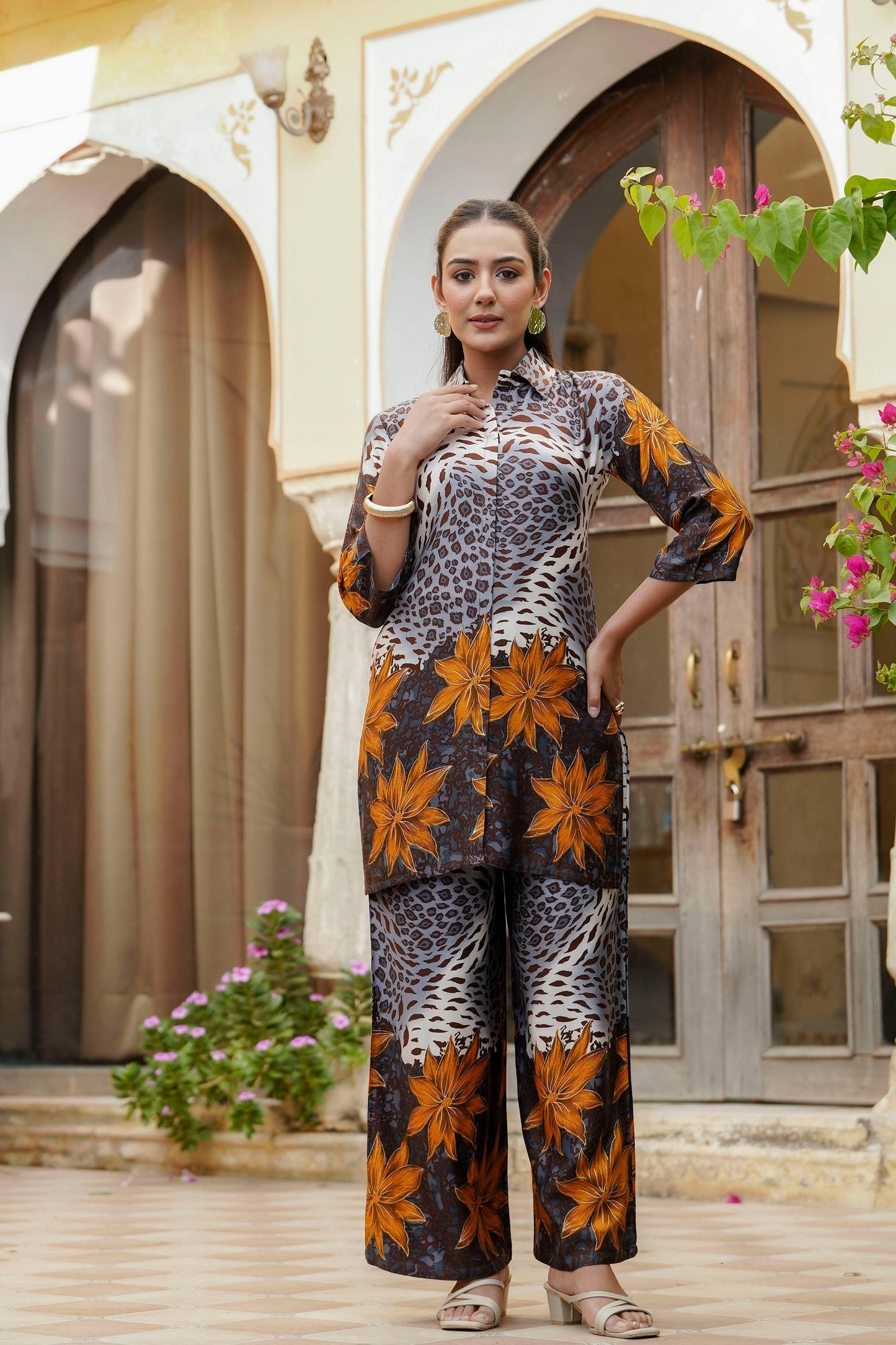 Animal & Floral Motifs Printed Ethnic Co-Ord Set, Grey - Hiral Fashion