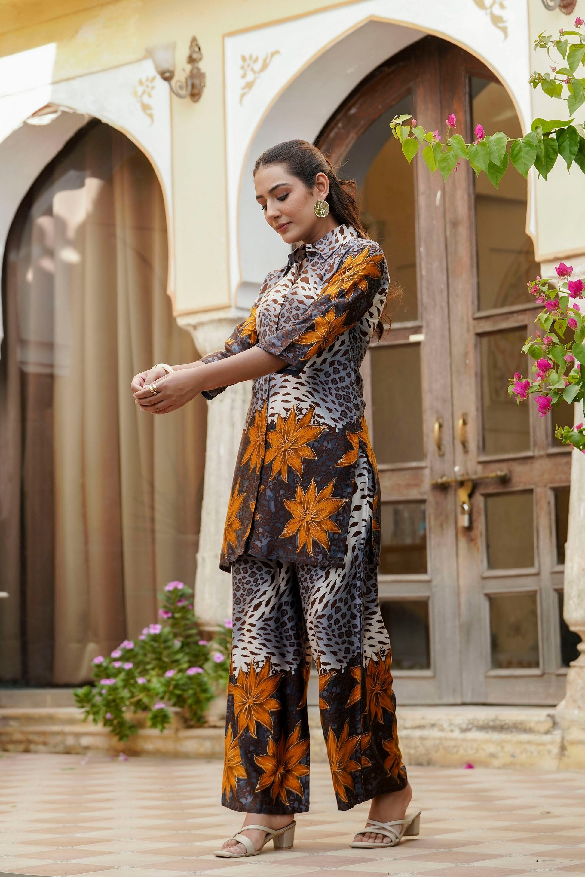 Animal & Floral Motifs Printed Ethnic Co-Ord Set, Grey - Hiral Fashion