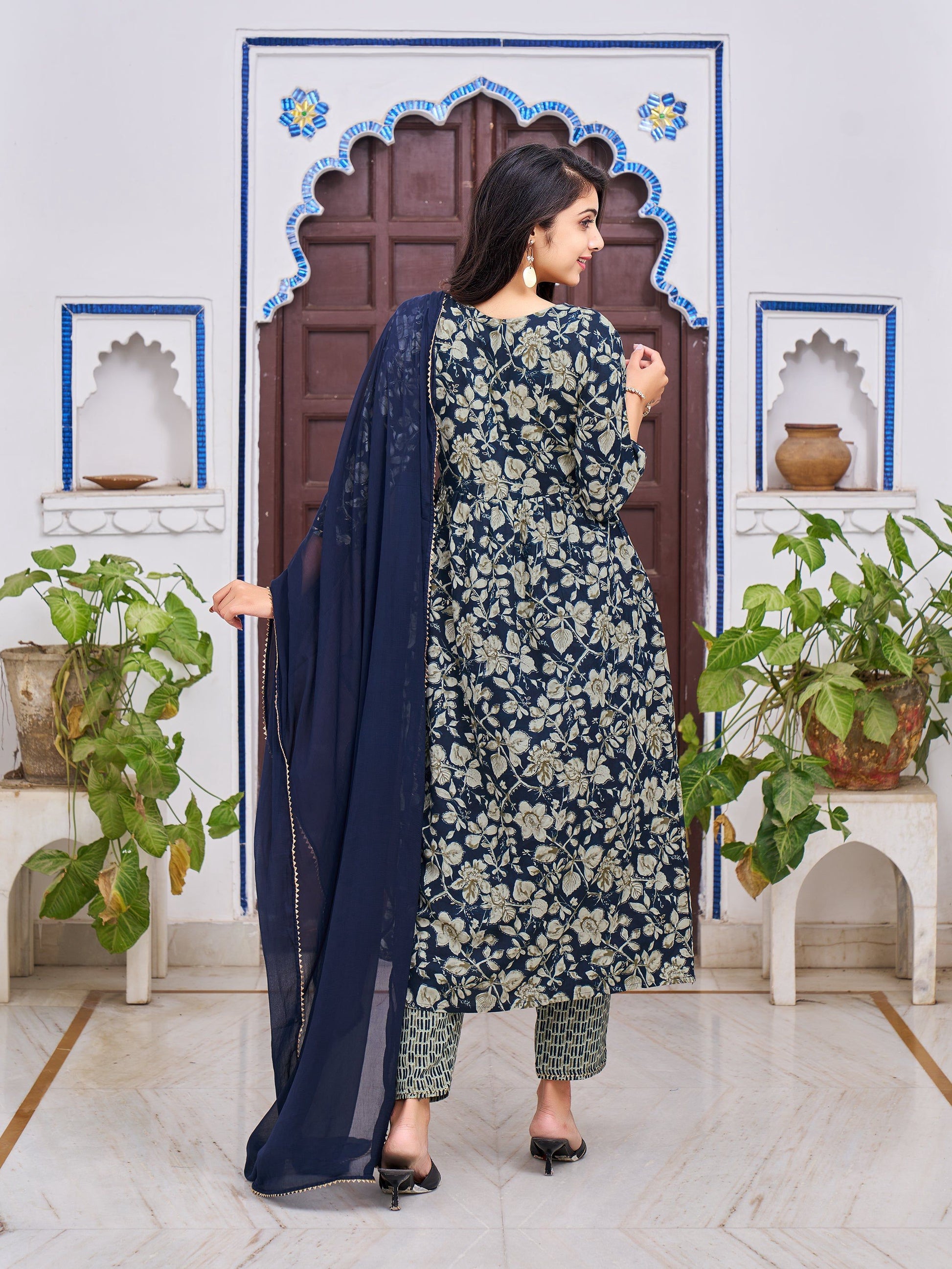 Alia Cut Floral Embroidered Kurta With Pant & Dupatta, Multicolor - Hiral Fashion