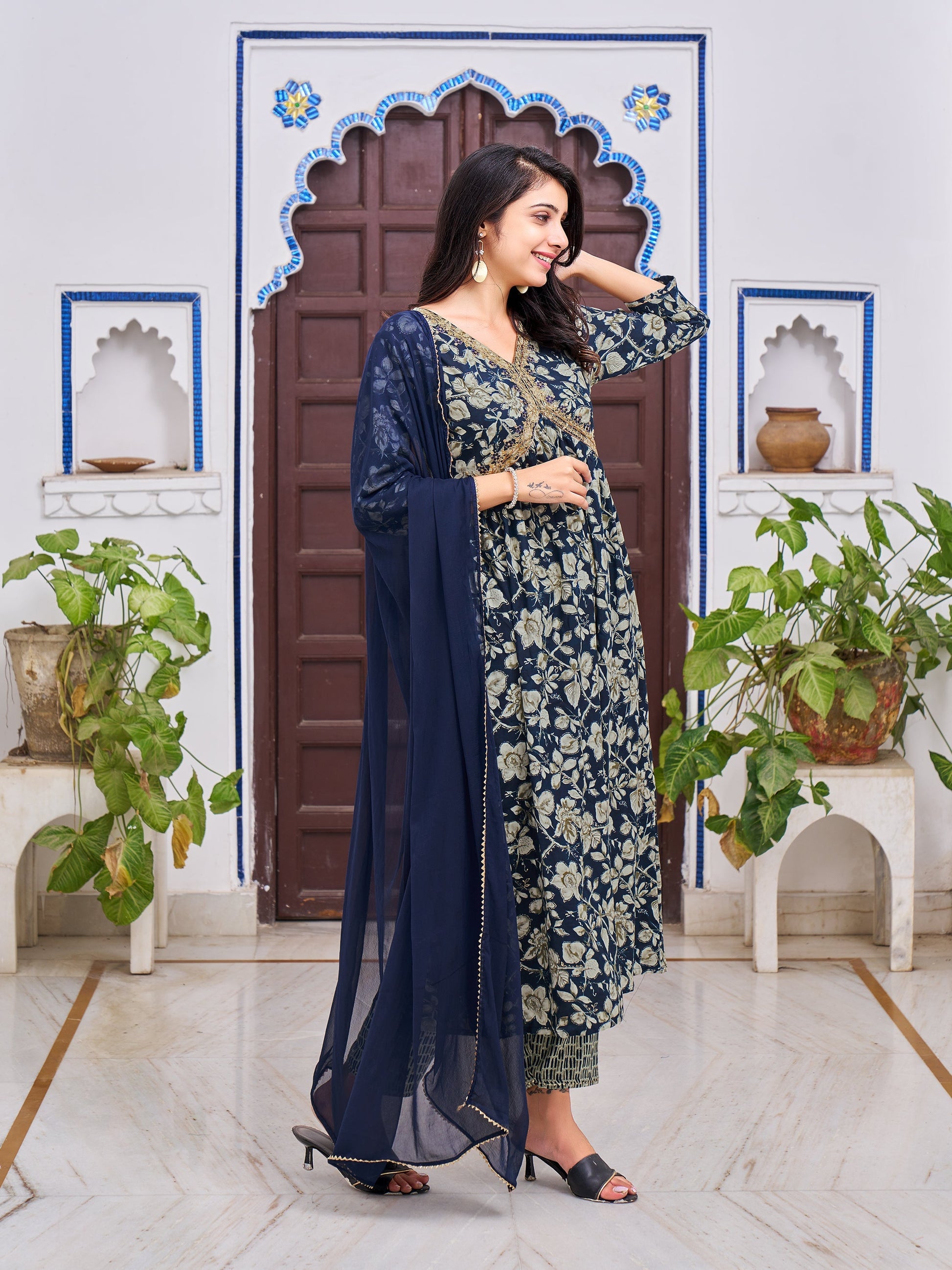 Alia Cut Floral Embroidered Kurta With Pant & Dupatta, Multicolor - Hiral Fashion