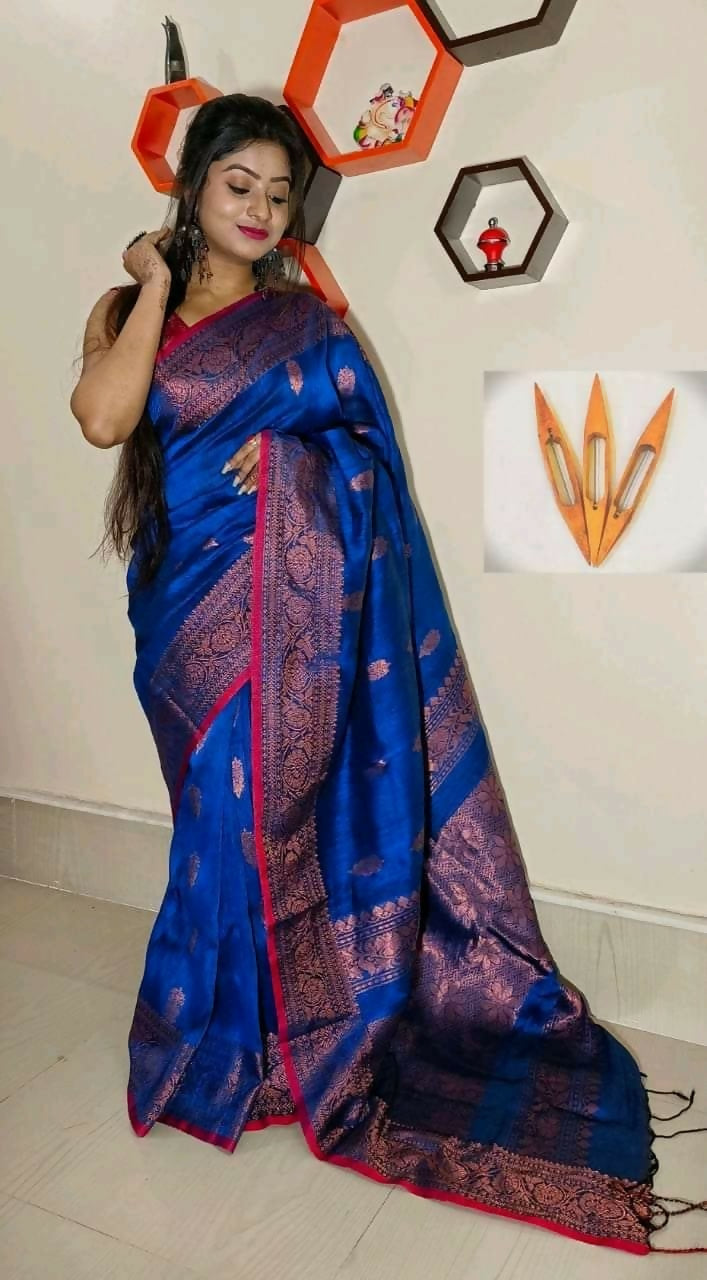 Exclusive Collection Beautiful Linen Banarashi Blue Pure Cotton Handloom Saree With Running Blouse Piece - Swadesiicart