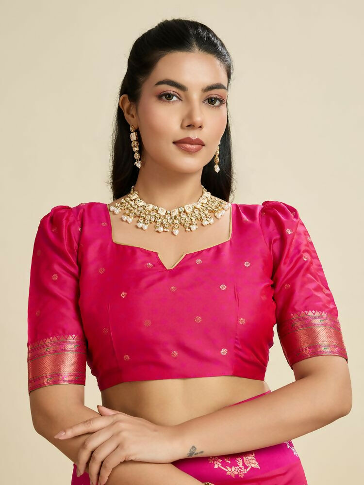 Vishnu Weaves Women's Magenta Banarasi Silk Zari Woven Saree with Blouse - Swadesiicart