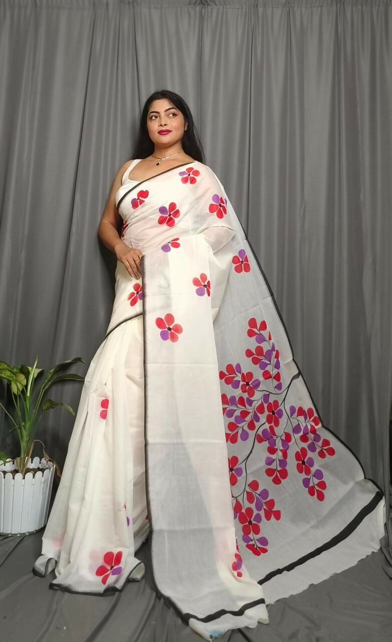 Exclusive Collection Beautiful White Red Pure Cotton Hand Print Handloom Saree With Running Blouse Piece - Swadesiicart