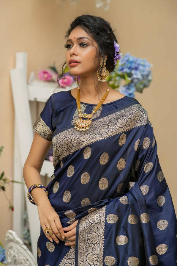 Vishnu Weaves Women's Navy Blue Banarasi Silk Floral Zari Woven Saree with Unstitched Blouse - Swadesiicart
