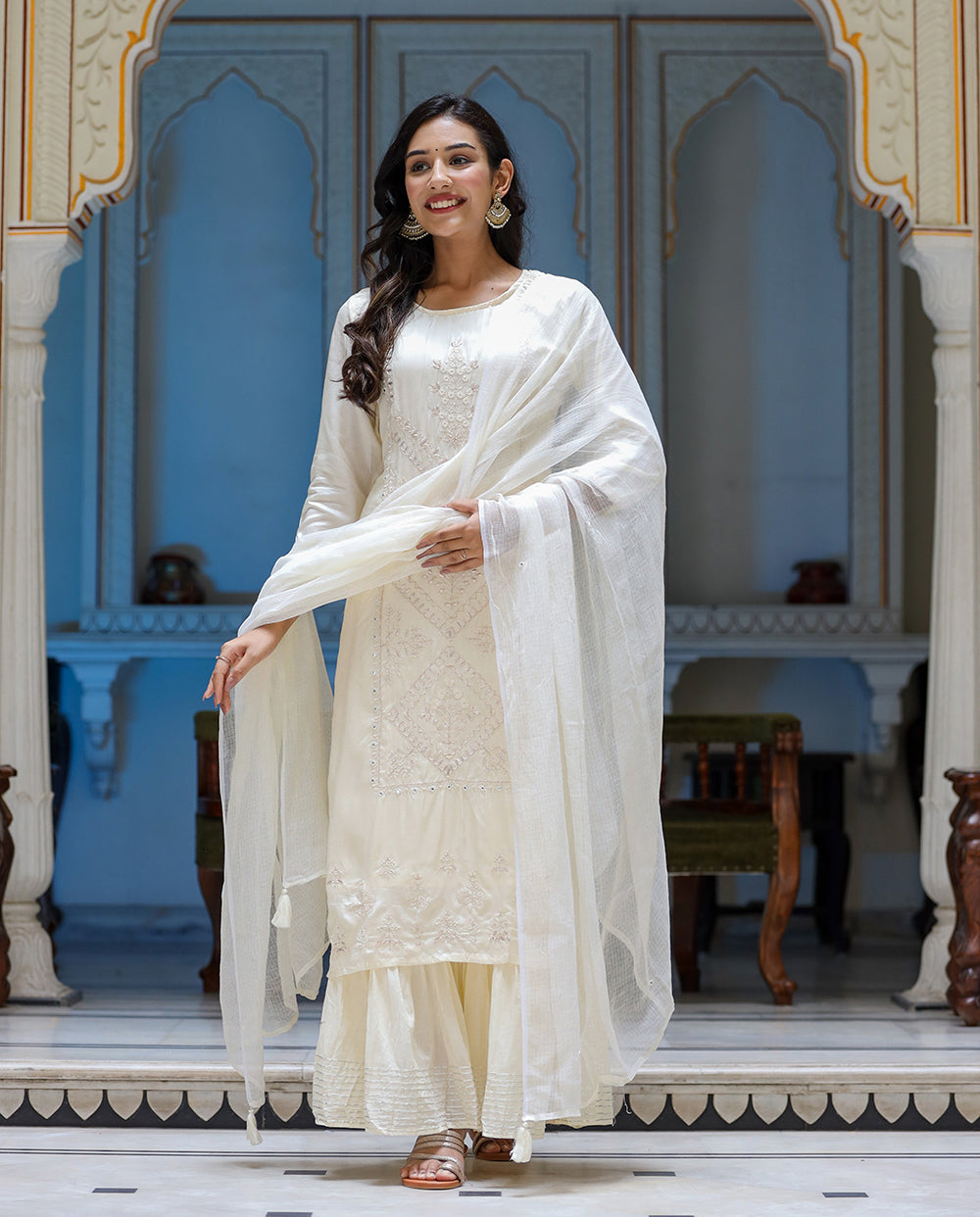 Kaajh Women's Off White EmbroideOff White Silk Kurta Sharara Set With Kota Doria Dupatta | Swadesiicart
