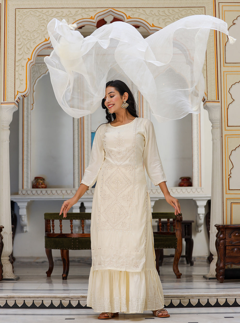 Kaajh Women's Off White EmbroideOff White Silk Kurta Sharara Set With Kota Doria Dupatta | Swadesiicart