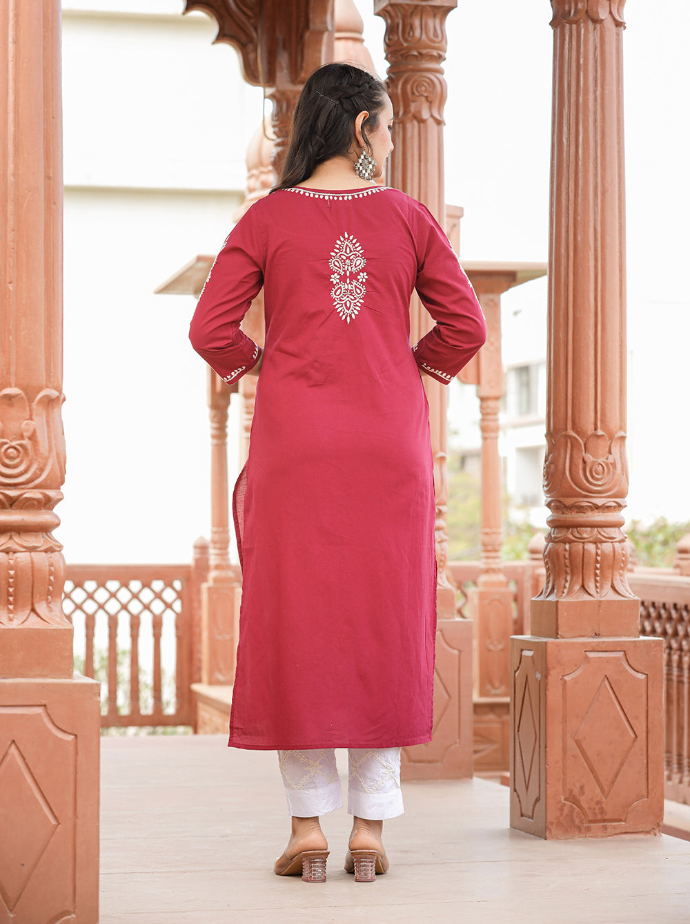 Kaajh Women's Wine Red Lucknow Chikankari Cotton Kurta Set With Dupatta | Swadesiicart