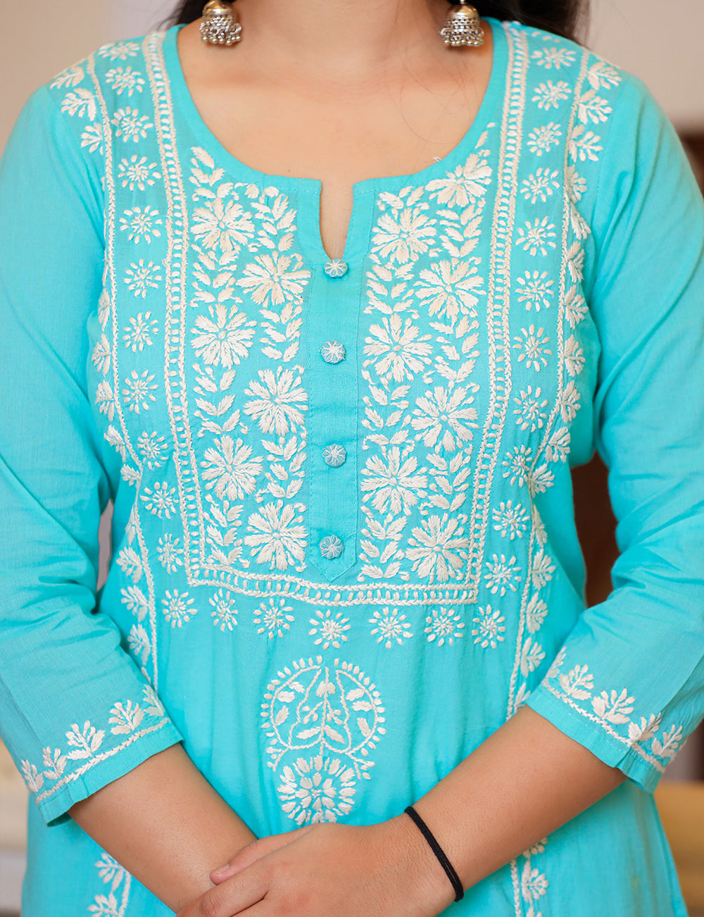 Kaajh Women's Turquoise Hand Embroidered Lucknow Chikankari Kurta Set With Dupatta | Swadesiicart