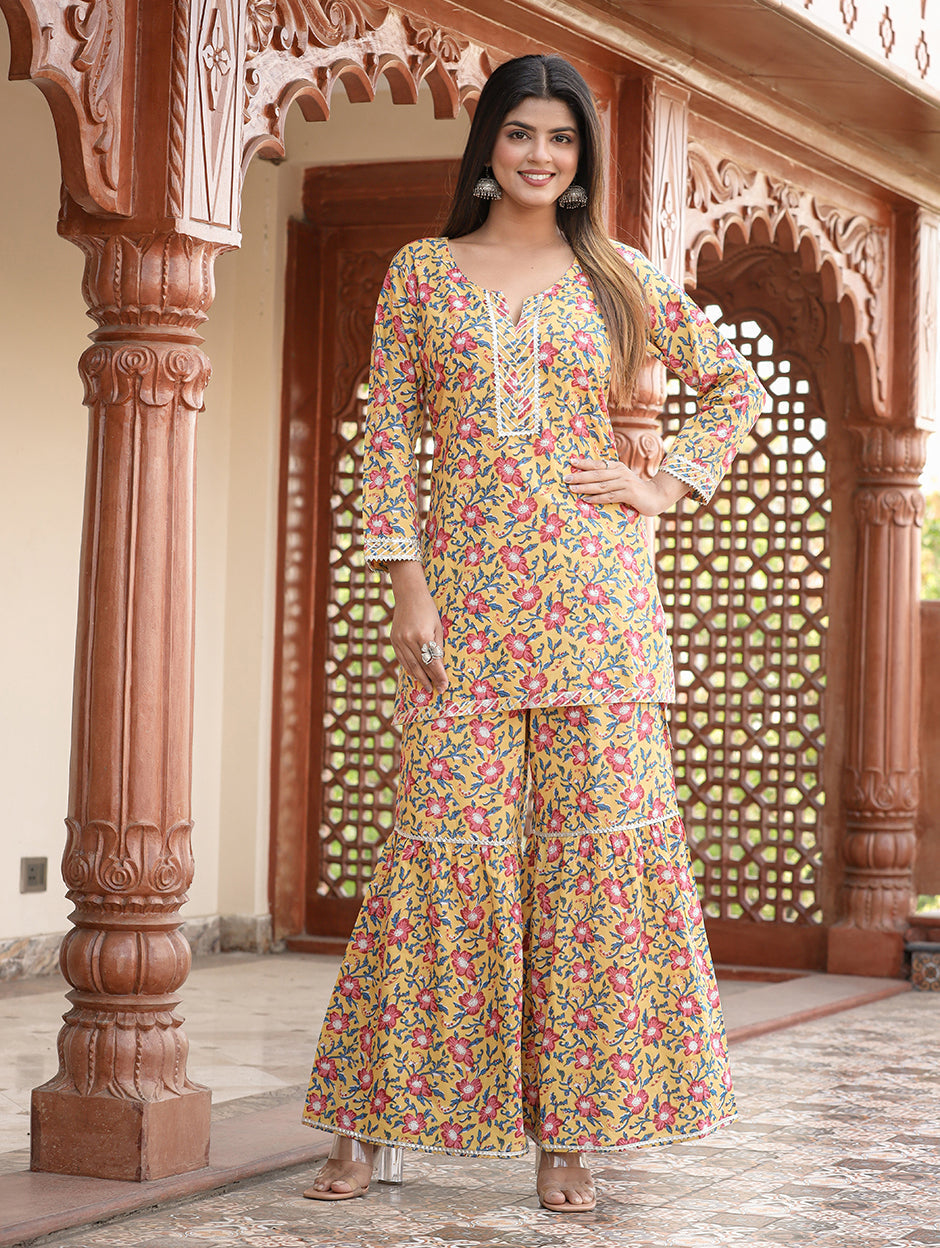 Kaajh Women's Yellow Floral Printed Kurta With Sharara | Swadesiicart