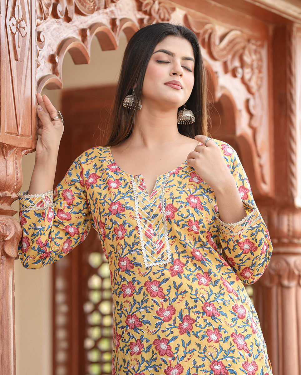 Kaajh Women's Yellow Floral Printed Kurta With Sharara | Swadesiicart