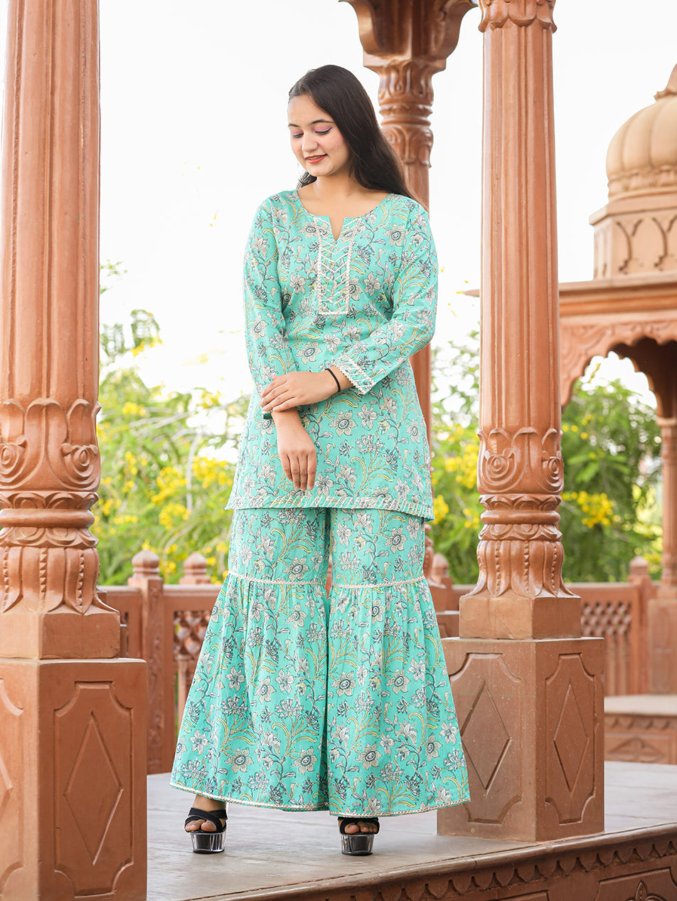 Kaajh Women's Green Floral Printed Kurta With Sharara | Swadesiicart