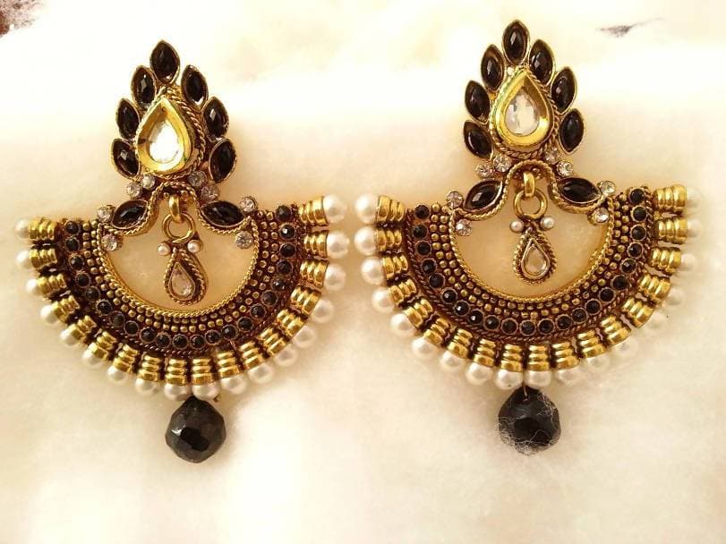 Designer Black Earrings | Swadesiicart