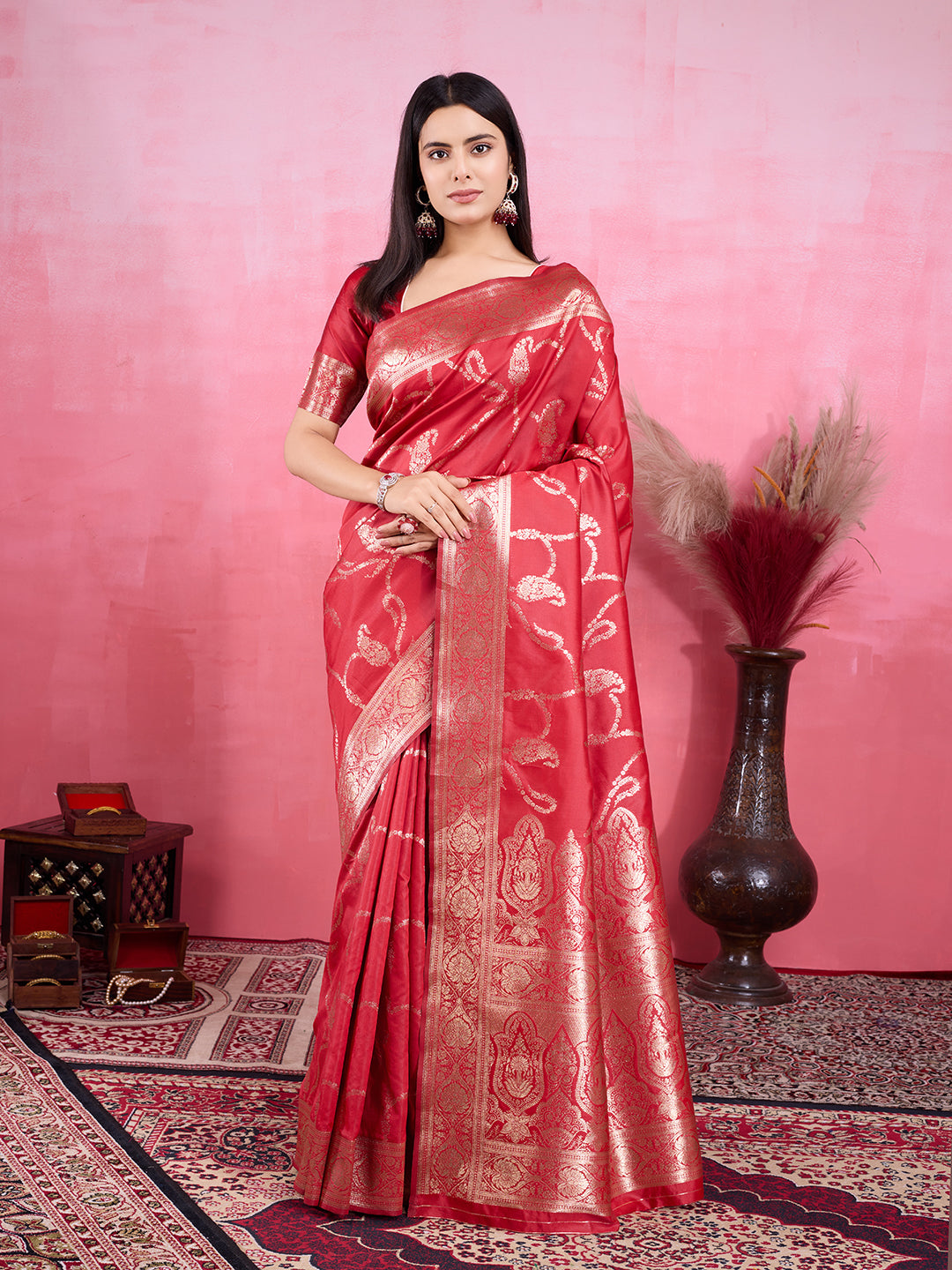 Vedant Vastram Banarasi Silk Fashion Saree - Red | Swadesiicart