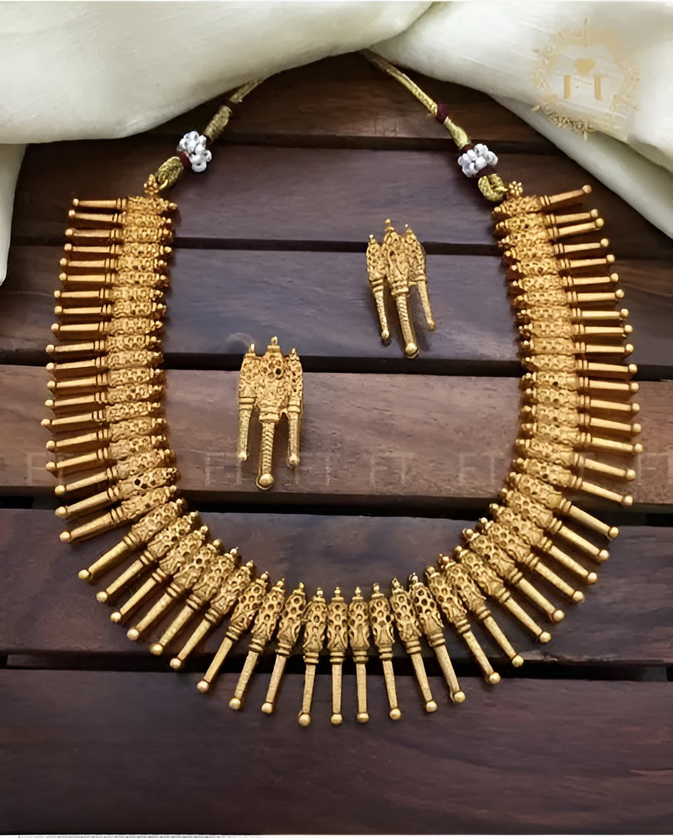 Jewel City Elegant Gold-Plated Spike Necklace Set - Traditional South Indian Style Jewelry | Swadesiicart