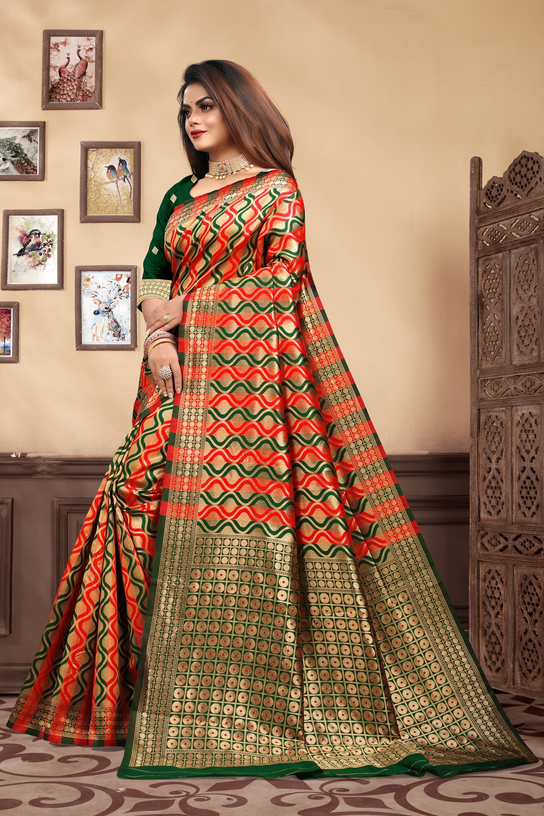 Vedant Vastram Litchi Silk Designer Banarasi Saree - Bottle Green | Swadesiicart