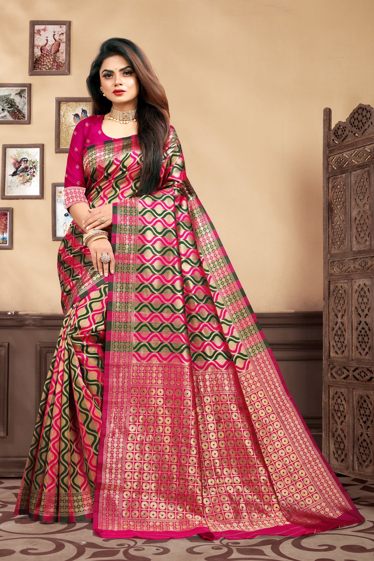Vedant Vastram Litchi Silk Designer Banarasi Saree - Magenta | Swadesiicart