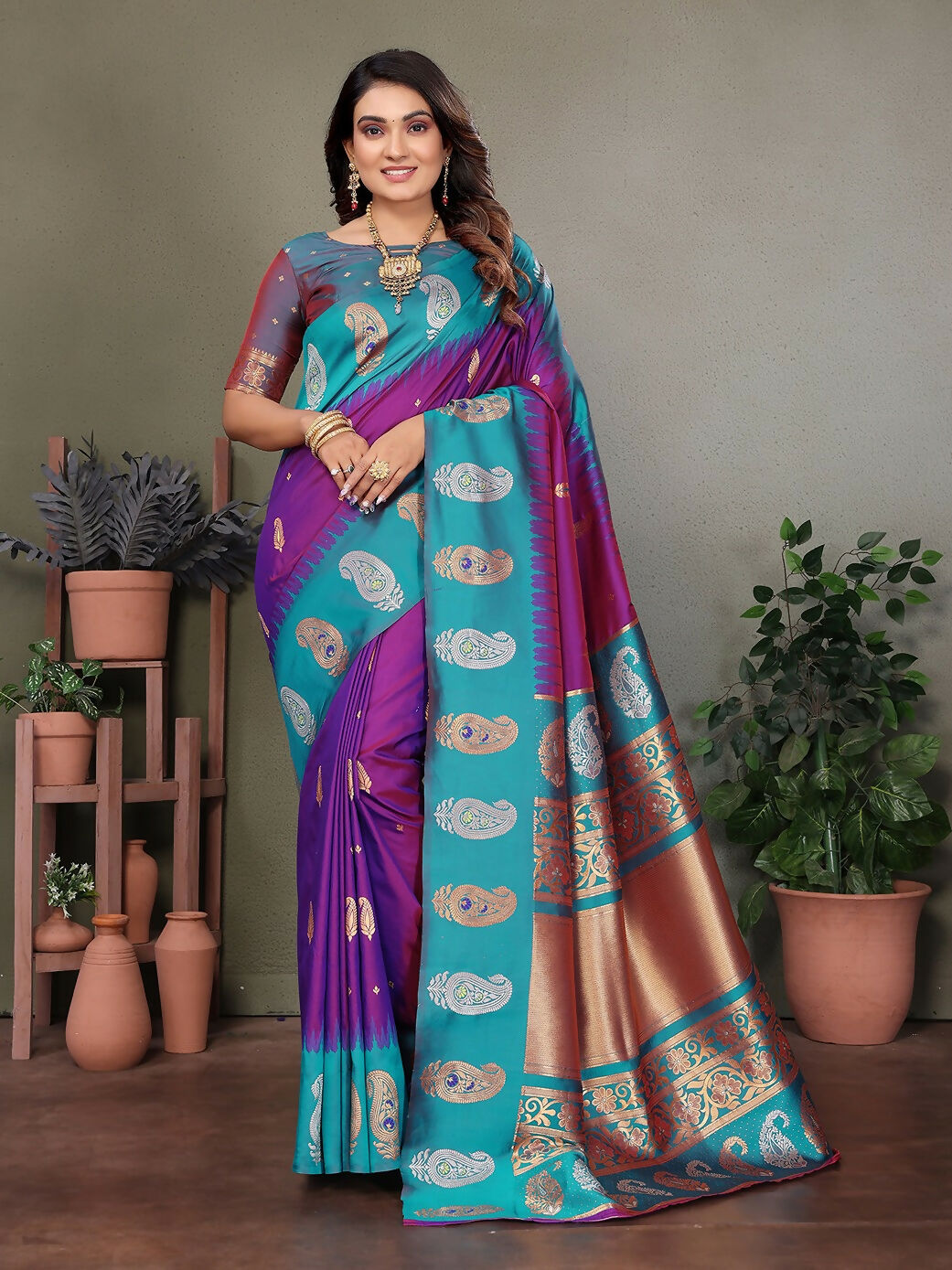 Joban Fashion Banarasi Purple Butti Soft Silk Saree | Swadesiicart
