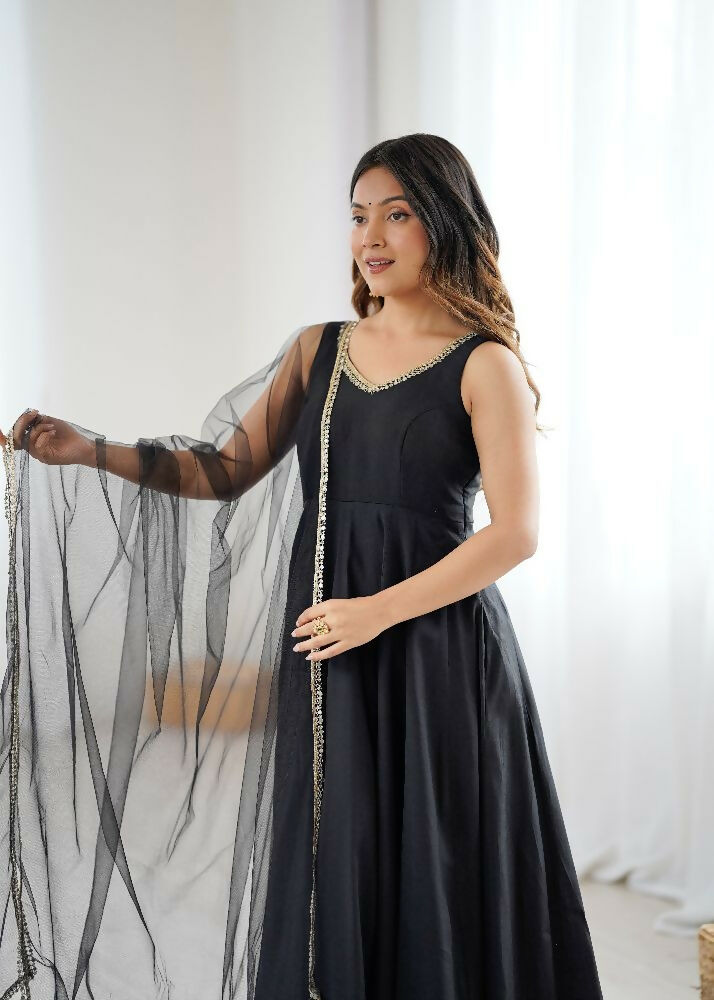 Joban Fashion Black Kurta Set Chanderi Sequence Embroidery Work - Swadesiicart