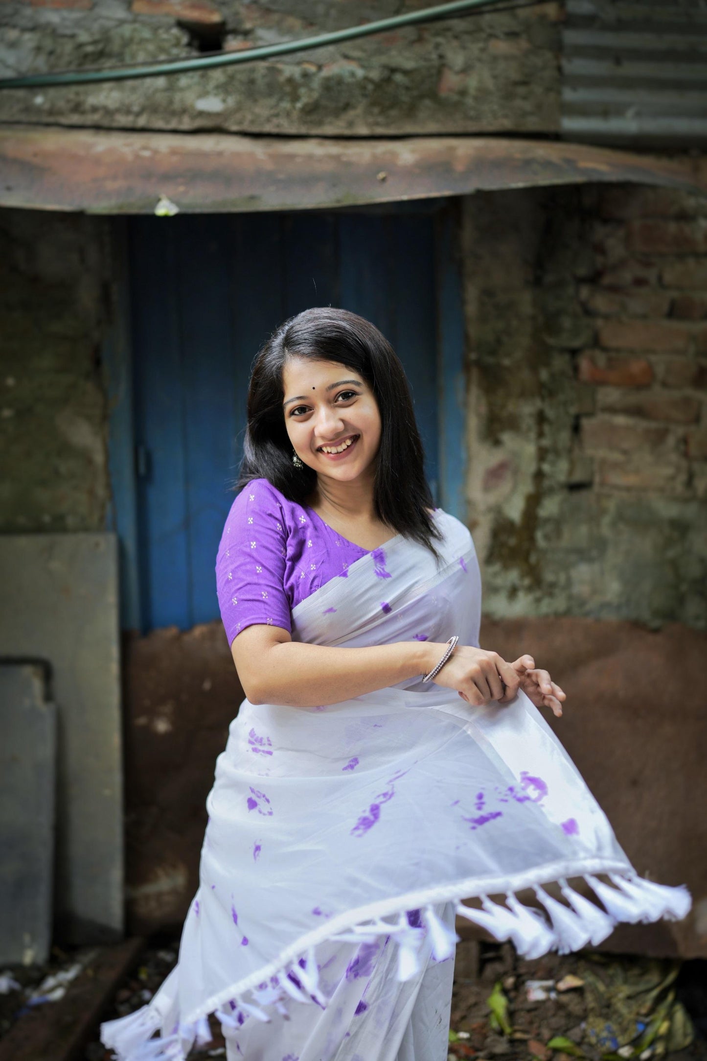 Lavender Poly Georgette Tie and Dye Saree with Unstitched Blouse - Hiral Fashion | Swadesiicart