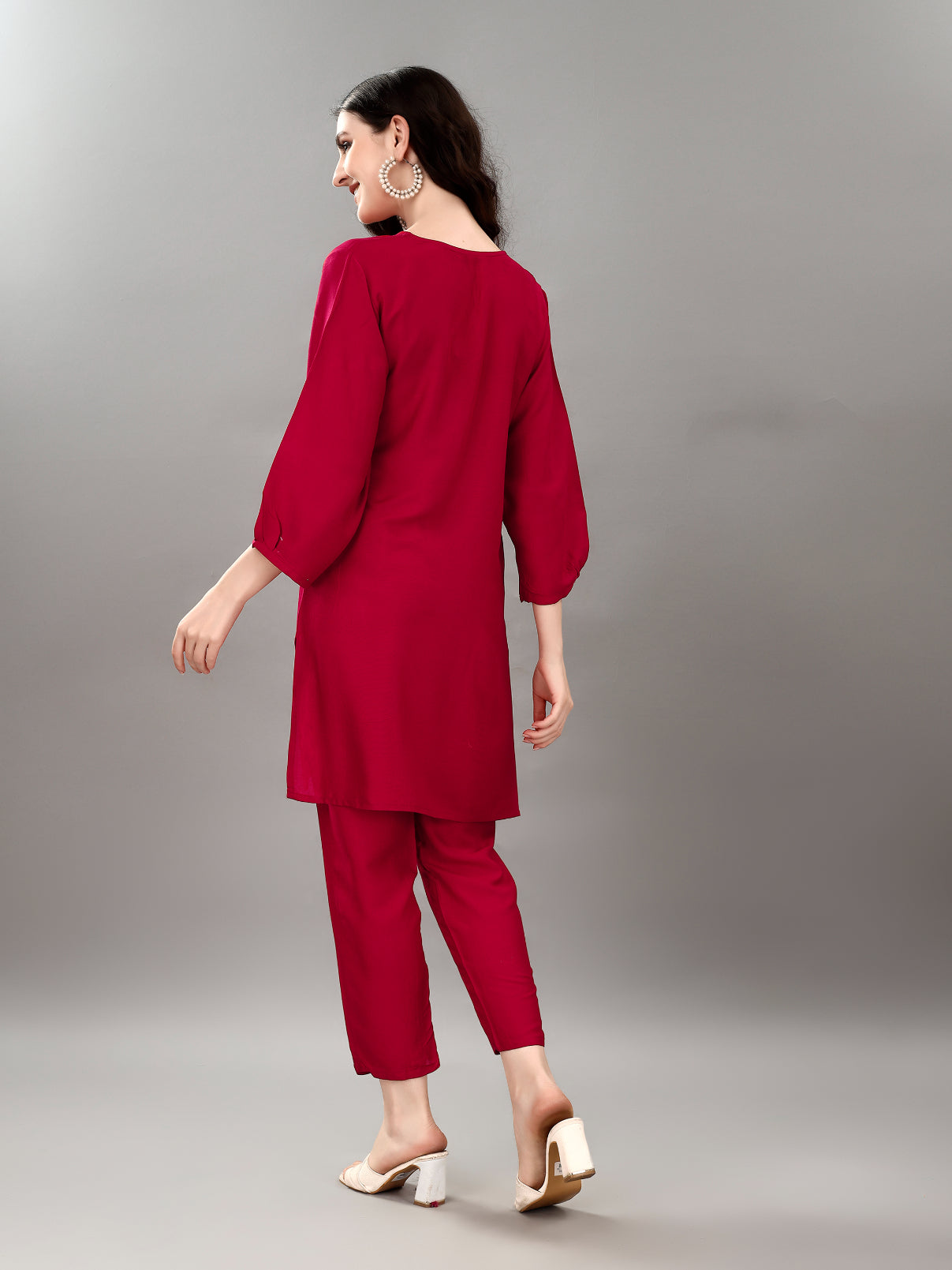 NOZ2TOZ Women's V Neck Knee Length 3/4 Sleeves Solid Rayon Co-Ords Set - Rani - Swadesiicart