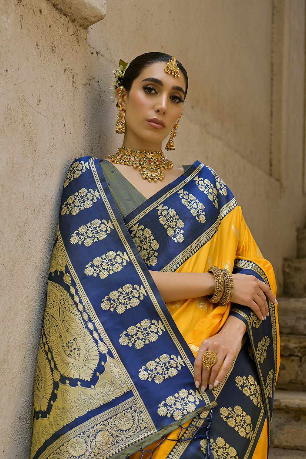 Vishnu Weaves Women's Yellow Kanchi Silk Woven Saree with Blouse - Swadesiicart