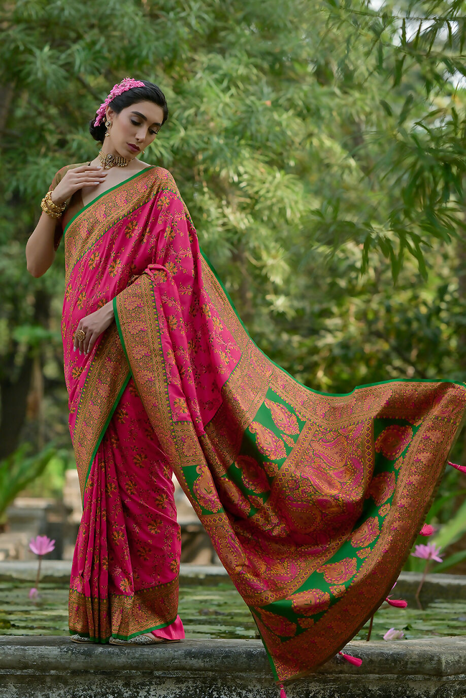 Vishnu Weaves Women's Pink Pashmina Silk Thread Woven Saree with Blouse - Swadesiicart
