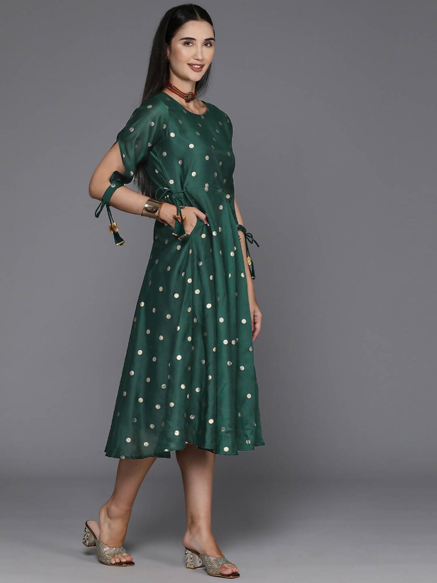 Ahalyaa Women's Traditional wear Ethnic Dress - Green | Swadesiicart